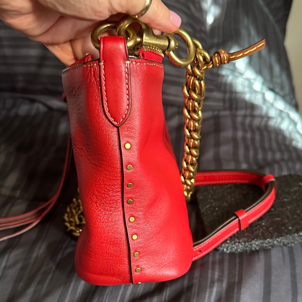 Red Leather Women's Bag with Chain Strap - Picture 6 of 11